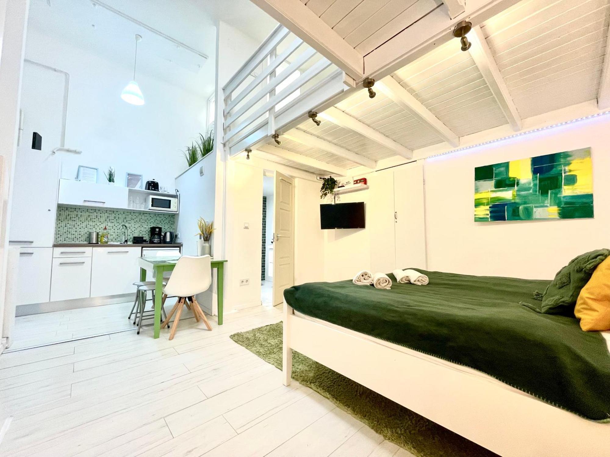 Teresian Apartment Near The Andrassy Street Free Air Conditioner Free Coffee Boedapest Buitenkant foto